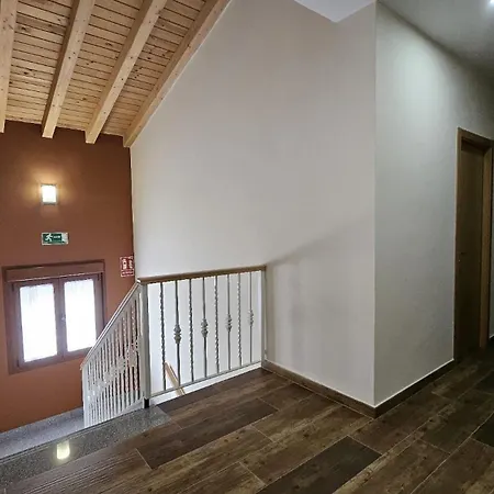 La Nava * Navaluenga