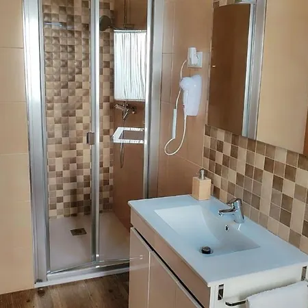 بيت للعطل La Nava