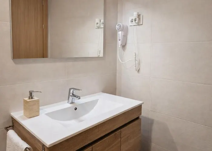 펜션 La Nava 나발루엔가