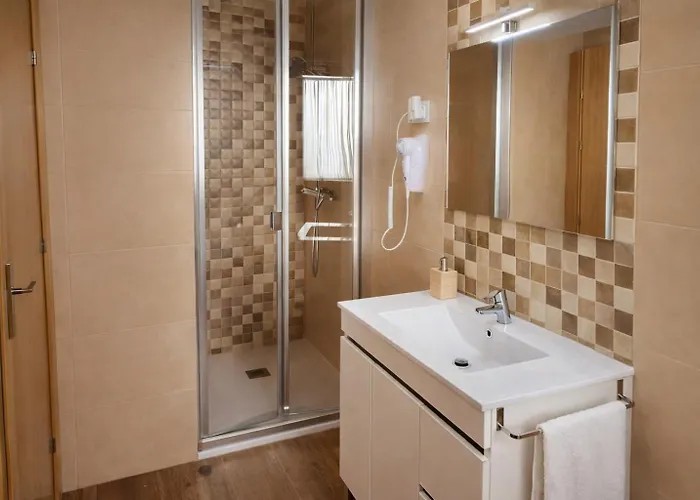 La Nava 펜션 나발루엔가